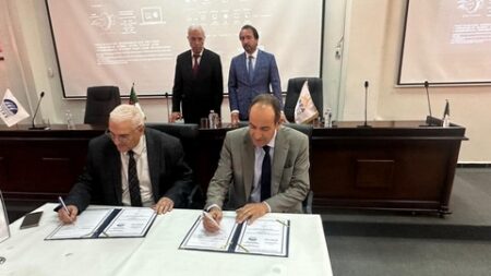 جامعة هواري بومدين للعلوم والتكنولوجيا توقع اتفاقيات شراكة