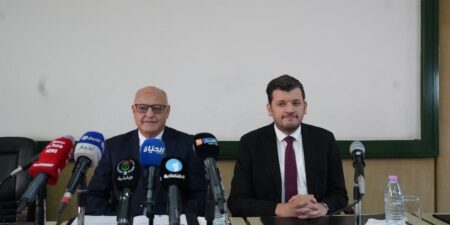 مرابي يسلم مهامه للوزير الجديد مهدي وليد ويؤكد جهازية القطاع في رفع التحديات
