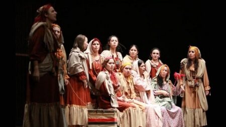 مسرحية “سفينة كاليدونيا”:.. قصة مقاومة السكان بمنطقة القبائل في طابع ملحمي