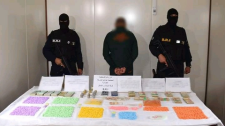 قسنطينة: حجز قرابة 6 ألاف قرص مهلوس و350غ من المخدرات الصلبة وتوقيف شخص