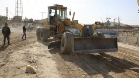 الشروع في  تهيئة جزء من حواف وادي مدينة سعيدة