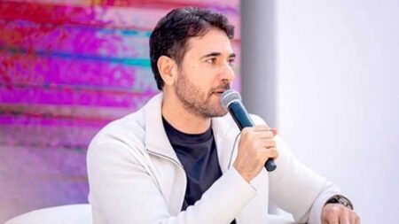 أحمد عز يعترف: الصحافة كان لها الفضل الكبير في نجاحي