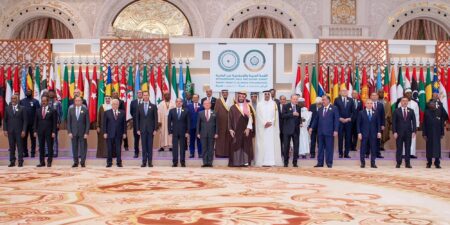 القمة العربية الإسلامية المشتركة تشيد بجهود الجزائر في نصرة القضية الفلسطينية
