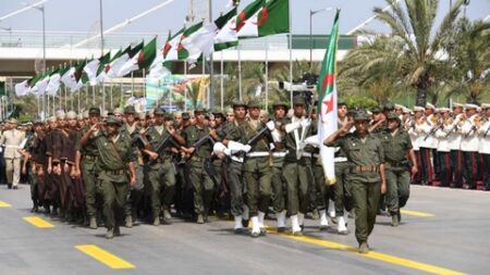 بمناسبة الاستعراض العسكري.. مجاهدون يشيدون بمستوى الاحترافية الذي بلغه الجيش الوطني الشعبي