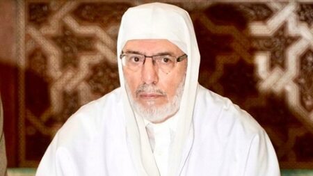 القاسمي يزور سلطنة عمان لبحث سبل التعاون بين مسجد الجزائر والمؤسسات الدينية في عمان