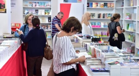 المعرض الوطني للكتاب ينطلق اليوم.. 60 ناشرا في موعد ورقلة