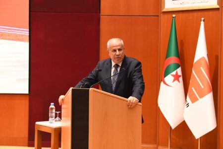 حشيشي في زيارة عمل إلى كوت ديفوار لتعزيز التعاون الثنائي وبحث فرص الشراكة في المجال الطاقوي