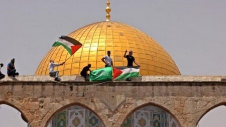 حماس تدعو المقدسيين لديمومة الرباط بسلوان حفاظًا على درع الأقصى