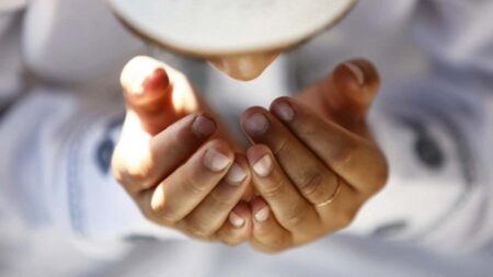 ما هي الأسباب الموجبة لرؤية الله تعالى ؟