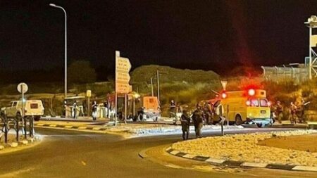 فصائل فلسطينية تبارك عملية الدهس بالخليل