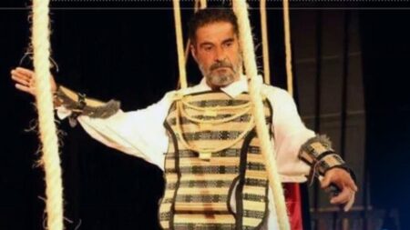 جثمان الفنان صالح بوبير يوارى الثرى بمقبرة بوزوران بباتنة