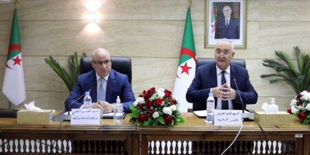 لقاء مشترك بين وزارتي التجارة والمالية يسفر عن وضع خطة استراتيجية لدفع الاقتصاد الوطني