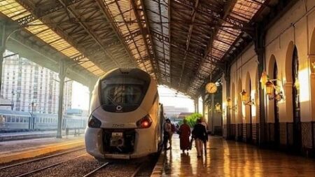 إدراج محطة القطار لوهران ضمن قائمة التراث الوطني