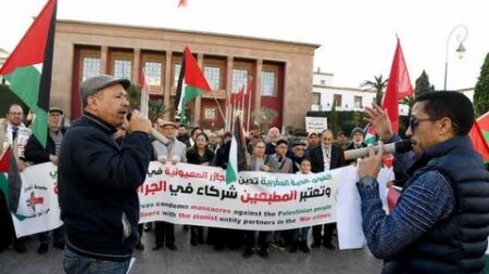 إدانة 13 مناضلا بستة أشهر موقوفة التنفيذ وغرامة مالية.. المغرب يعاقب مناهضي التطبيع