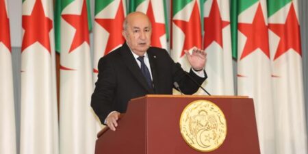 رئيس الجمهورية يدعو الجالية الجزائرية المقيمة بالخارج للاستثمار في البلاد