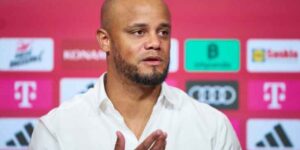 كومباني يرفض مقارنة موسيالا بفيرتز