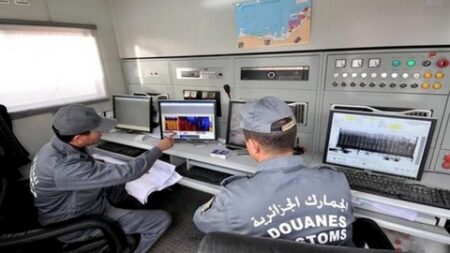  بوطالب: إقبال هائل للمسافرين على الإجراءات والخدمات الرقمية الجديدة للجمارك