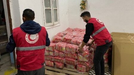 مع اقتراب فصل الشتاء.. حملة تضامنية لمساعدة الفئات الهشة بالنعامة