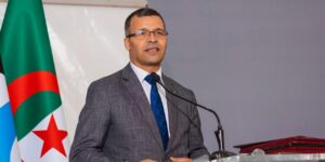 ركاش يدعو للتجنيد وتكثيف الجهود بهدف بلوغ تجسيد 20 ألف مشروع استثماري في الجزائر