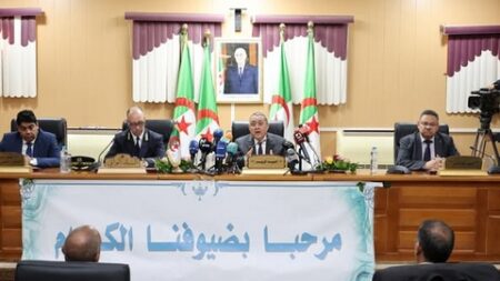إبراهيم مراد ينصب الوالي الجديد لبشار  