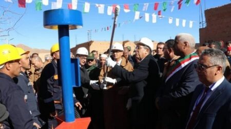 المسيلة.. ربط 650 منزلا بالغاز الطبيعي ببئر الفضة 
