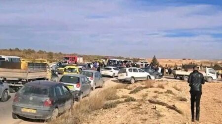 الجلفة : وفاة شخص و إصابة 16 آخرين في حادث مرور تسلسلي