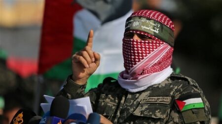 ضمن صفقة “طوفان الأقصى”.. القسام تقرر الإفراج عن 3 أسيرات “إسرائيليات” 