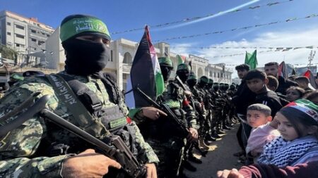 ضمن صفقة “طوفان الأقصى”.. حماس: دفعة جديدة من أسرانا ترى النور