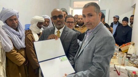 تيميمون: إصدار أول بطاقة فلاح رقمية بالولاية