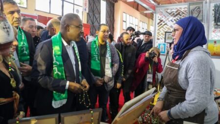 حيداوي يؤكد على أهمية الحفاظ على التراث الثقافي الجزائري ويشدد على تعزيز الهوية الوطنية