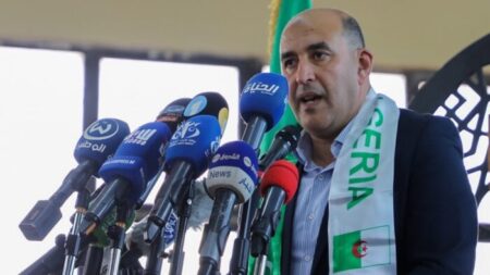 سايفي ياسين.. صالون “إبداعات الفتاة” يبرز التزام الجزائر بالحفاظ على التراث الثقافي