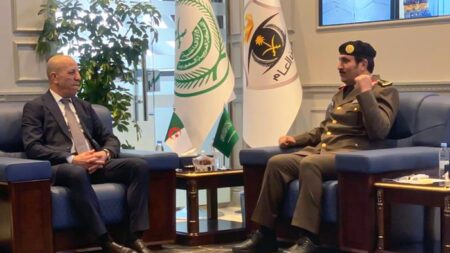 المدير العام للأمن الوطني يبحث مع نظيره السعودي سبل تعزيز التعاون
