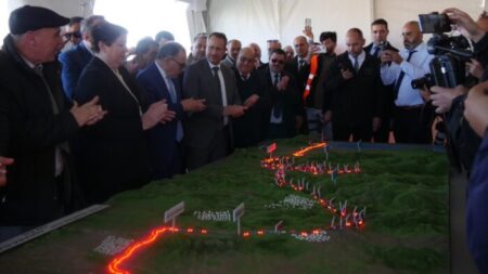 رخروخ يطلق المقطع الأوسط من مشروع الخط المنجمي الشرقي للسكة الحديدية بوشقوف -وادي الكبريت