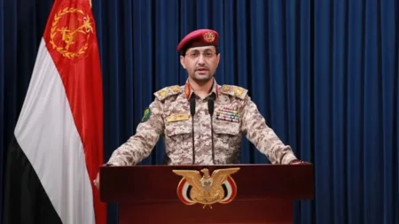 القوات اليمنية: اشتبكنا مع حاملة طائرات أمريكية وأجبرناها على التراجع