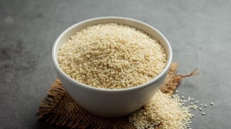السمسم.. عناصر غذائية وأحماض دهنية لا تخطر على بال