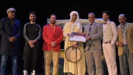 الطبعة الأولى من “أيام بن قطاف المسرحية” بالنعامة.. الانطلاقة بـ “الحافلة” وخمسة عروض في الموعد