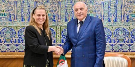نائب وزيرة الشؤون الخارجية الألمانية.. الجزائر لاعب رئيسي في حل النزاعات بإفريقيا
