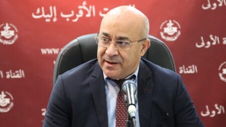 هادف: التجارة الخارجية أولوية السلطات العمومية ويجب العمل على خفض تكلفة الانتاج ومرافقة المصدرين