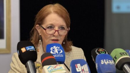 مداحي تترأس لقاء تقييميا لموسم السياحة الصحراوية 2025-2026