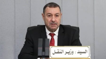 سعيود يشدد على ضرورة العمل الجماعي لتحسين الخدمات وإعادة وضع جميع السفن حيز الخدمة