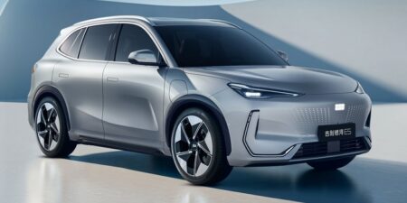 جيلي جالاكسي E5 السيارة الكهربائية الـ SUV المدمجة
