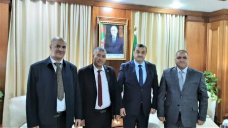 عرقاب يستقبل نوابا من المجلس الشعبي الوطني عن ولاية الأغواط