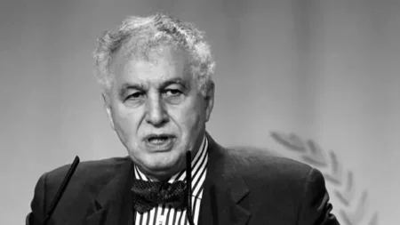 وفاة رئيس الحكومة الأسبق سيد أحمد غزالي