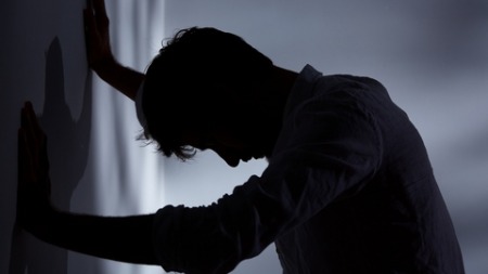 أوسع نوافذ هلاك الإنسان