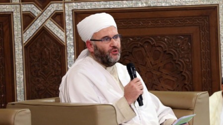 في تصريحه للموعد اليومي.. الدكتور عماد بن عامر: أنشطة الجامع لا تقتصر على المناسبات وسطرنا برنامجا ثريا خاصا بشهر رمضان