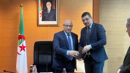 زيتوني يشرف على تنصيب المدير العام الجديد للغرفة الجزائرية للتجارة والصناعة