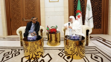 عميد جامع الجزائر يستقبل وزير التعليم العالي الموريتاني