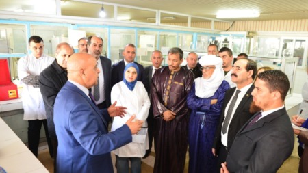 وفد برلماني يتفقد جاهزية قطاع الحليب والمواد الغذائية لمتابعة التموين والأسعار