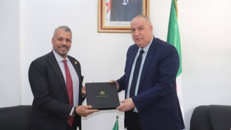 بن براهم يستقبل مدير المركز الإفريقي لمكافحة الإرهاب