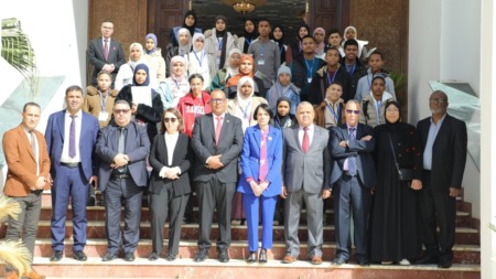 مجموعة من التلاميذ المتفوقين من ولاية توقرت في زيارة الى مقر المحكمة الدستورية